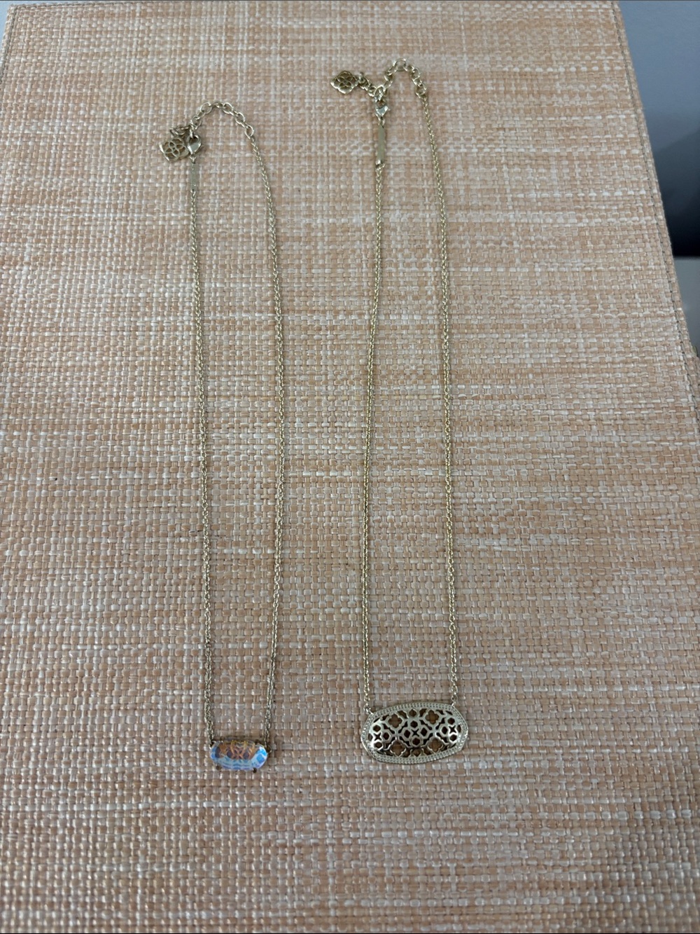 Kendra Scott Gold Filigree and Iridescent Duo Necklace Set